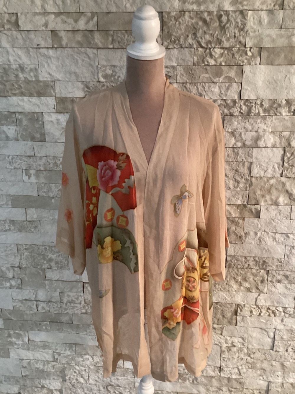 eee (everyone, everywhere, everyday) 100% Silk Kimono Cardigan Cape (NWT)